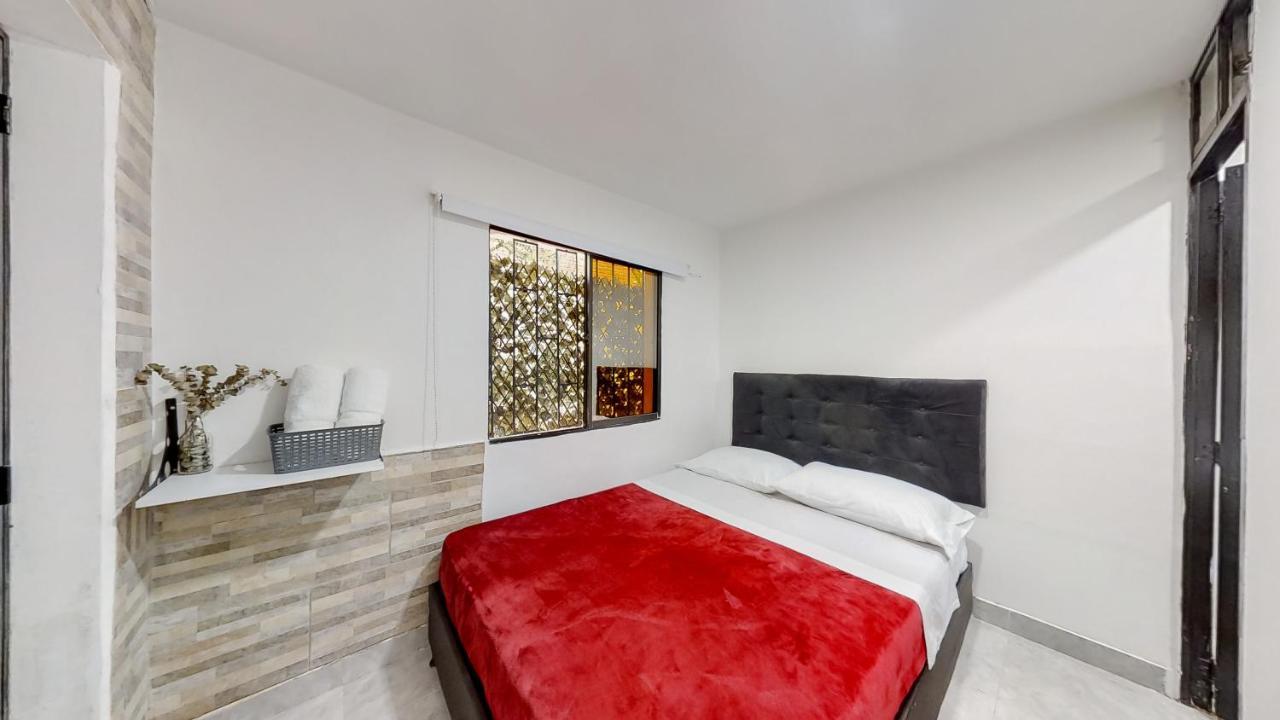Providencia Hostel Habitaciones Medellin Ngoại thất bức ảnh