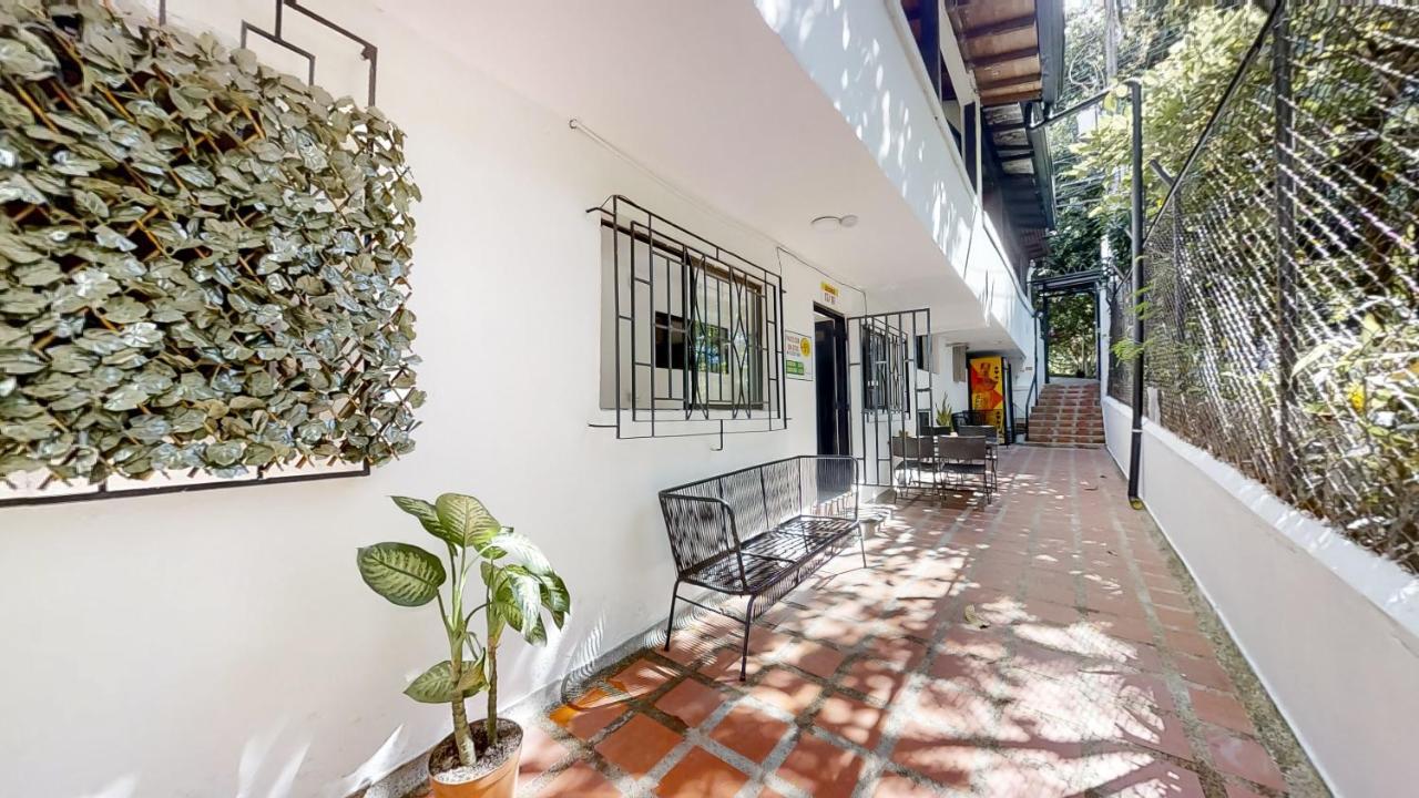 Providencia Hostel Habitaciones Medellin Ngoại thất bức ảnh